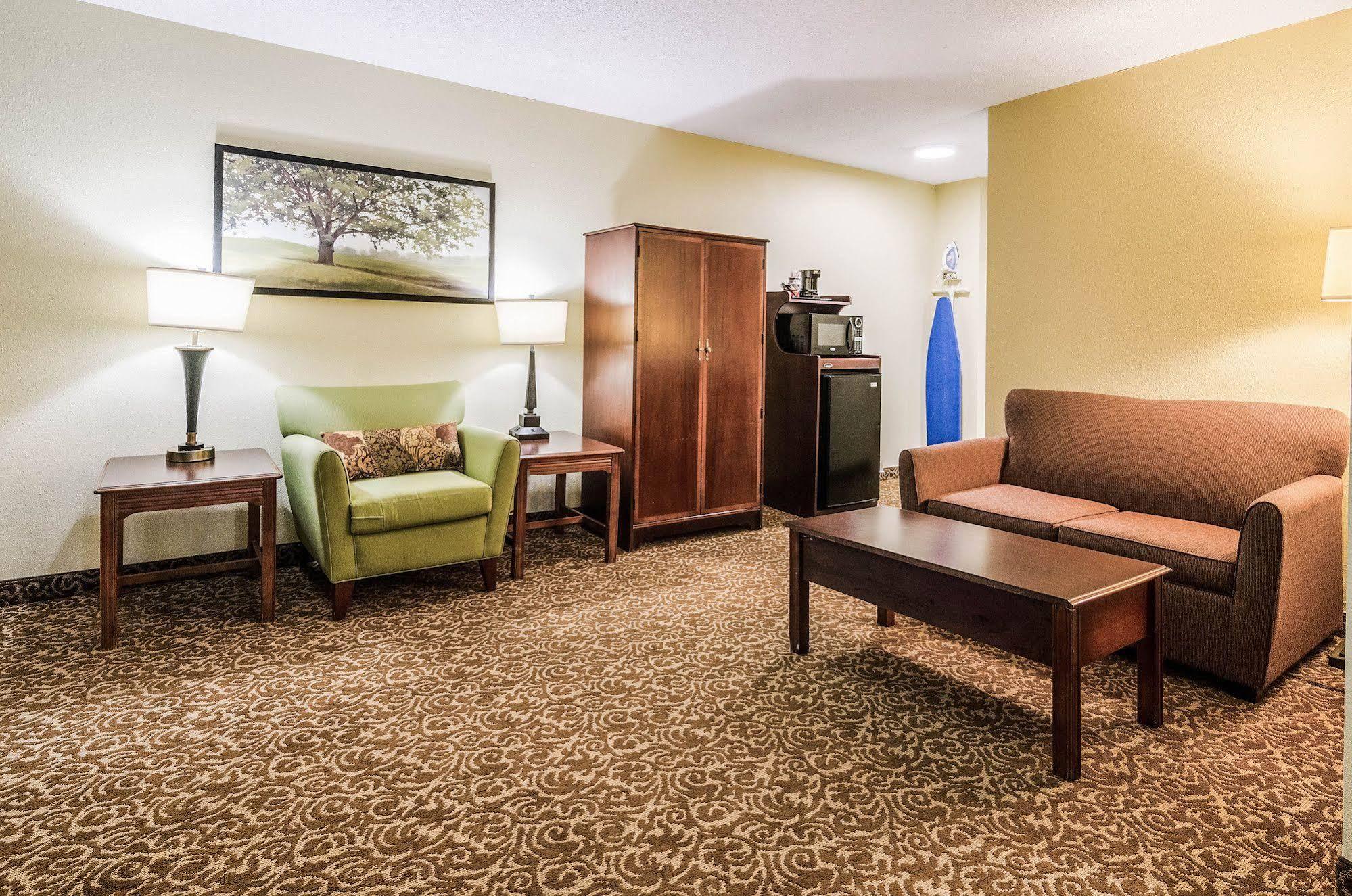 Quality Inn Whiteville North Εξωτερικό φωτογραφία