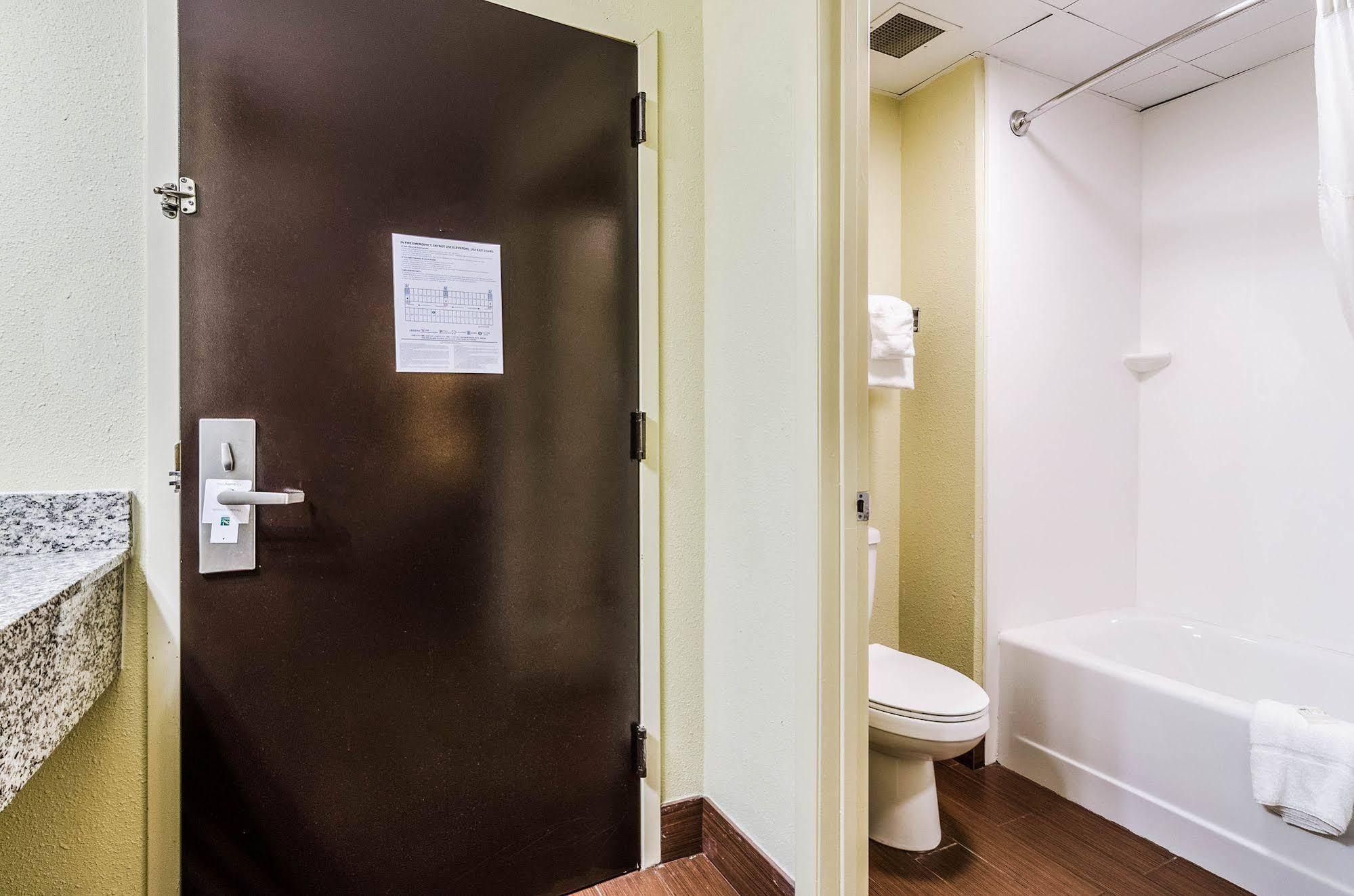 Quality Inn Whiteville North Εξωτερικό φωτογραφία