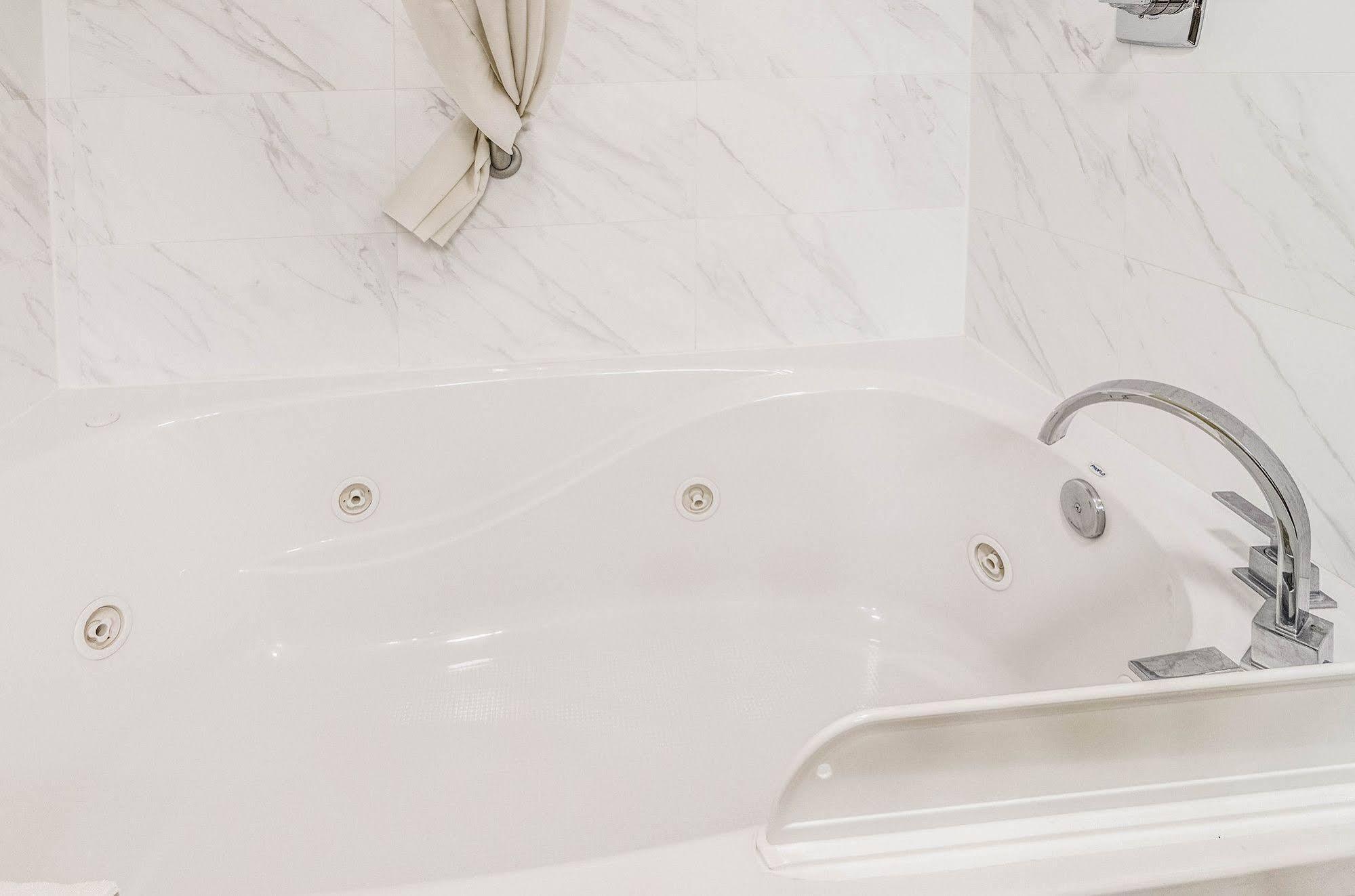 Quality Inn Whiteville North Εξωτερικό φωτογραφία