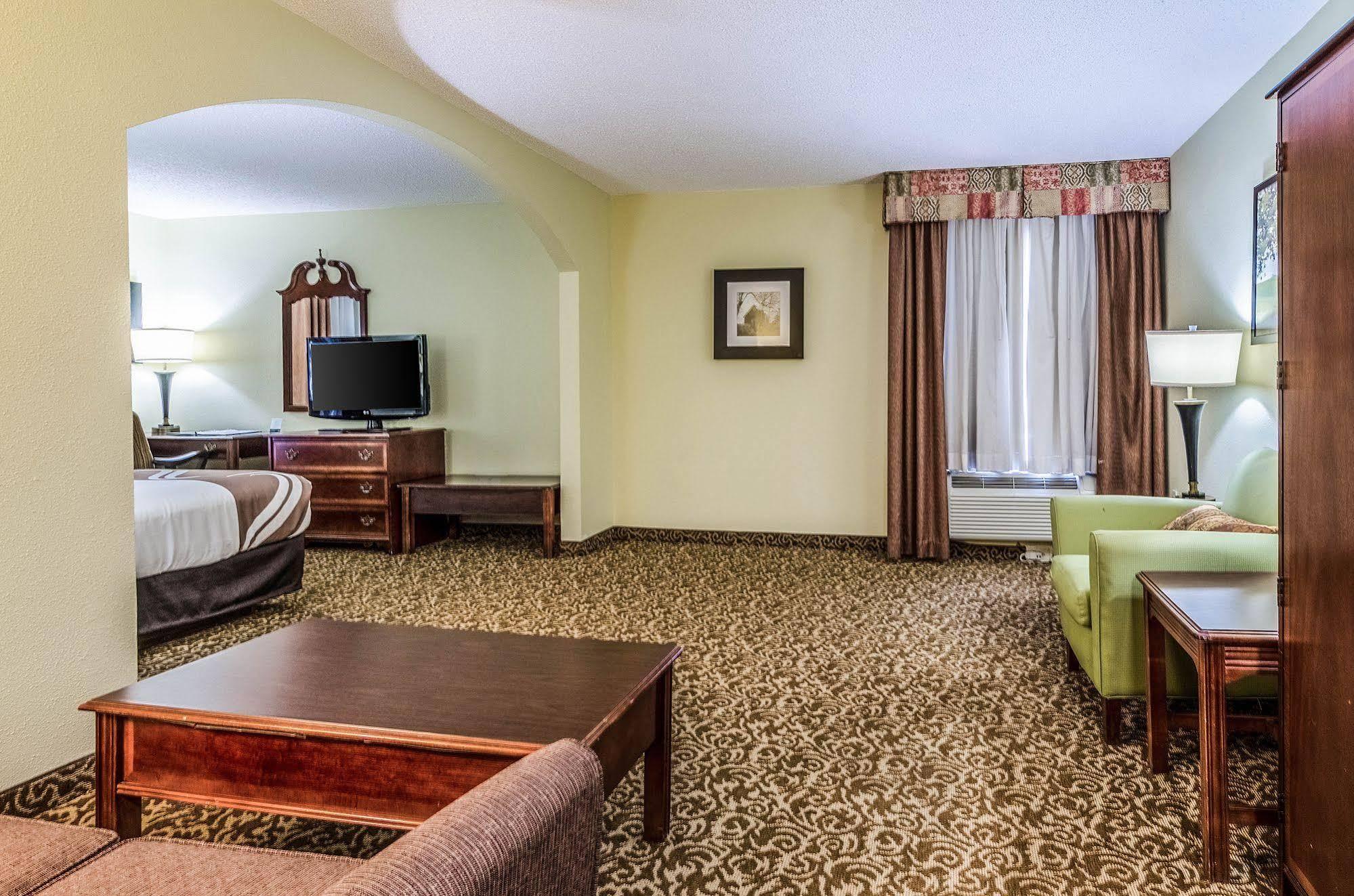 Quality Inn Whiteville North Εξωτερικό φωτογραφία