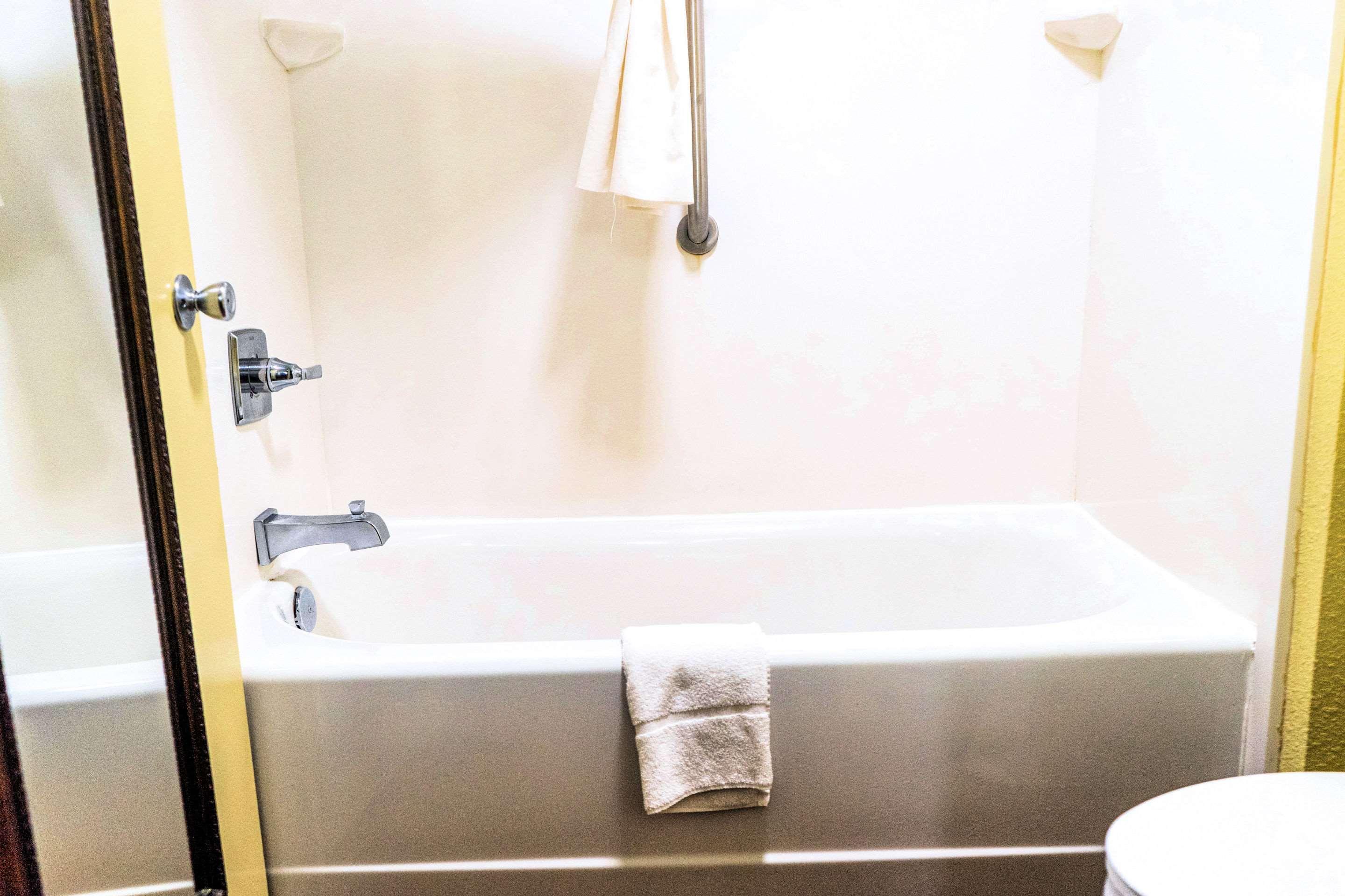Quality Inn Whiteville North Εξωτερικό φωτογραφία