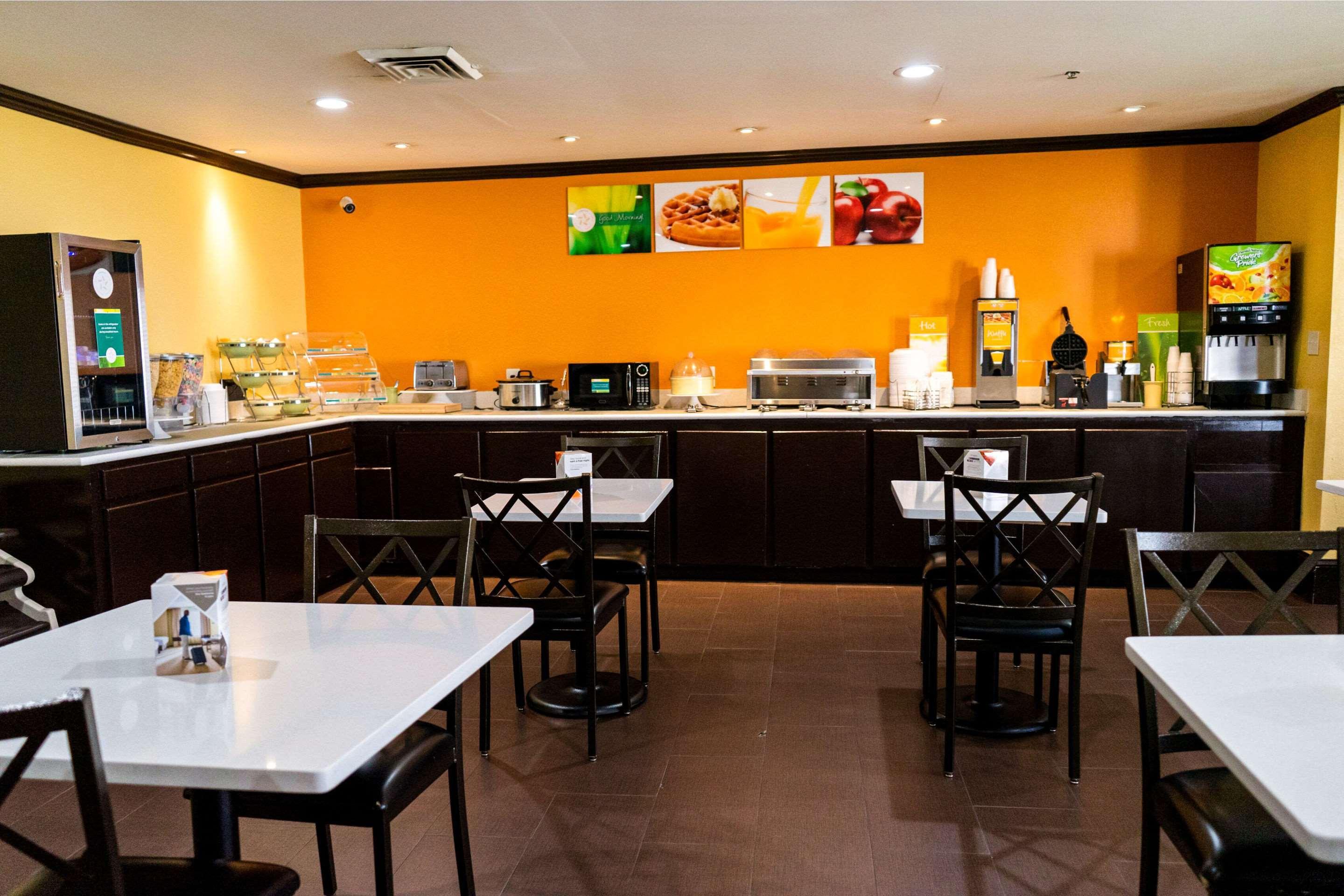 Quality Inn Whiteville North Εξωτερικό φωτογραφία
